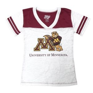SALE! Univ of Minnesota Girls Tee, Distressed